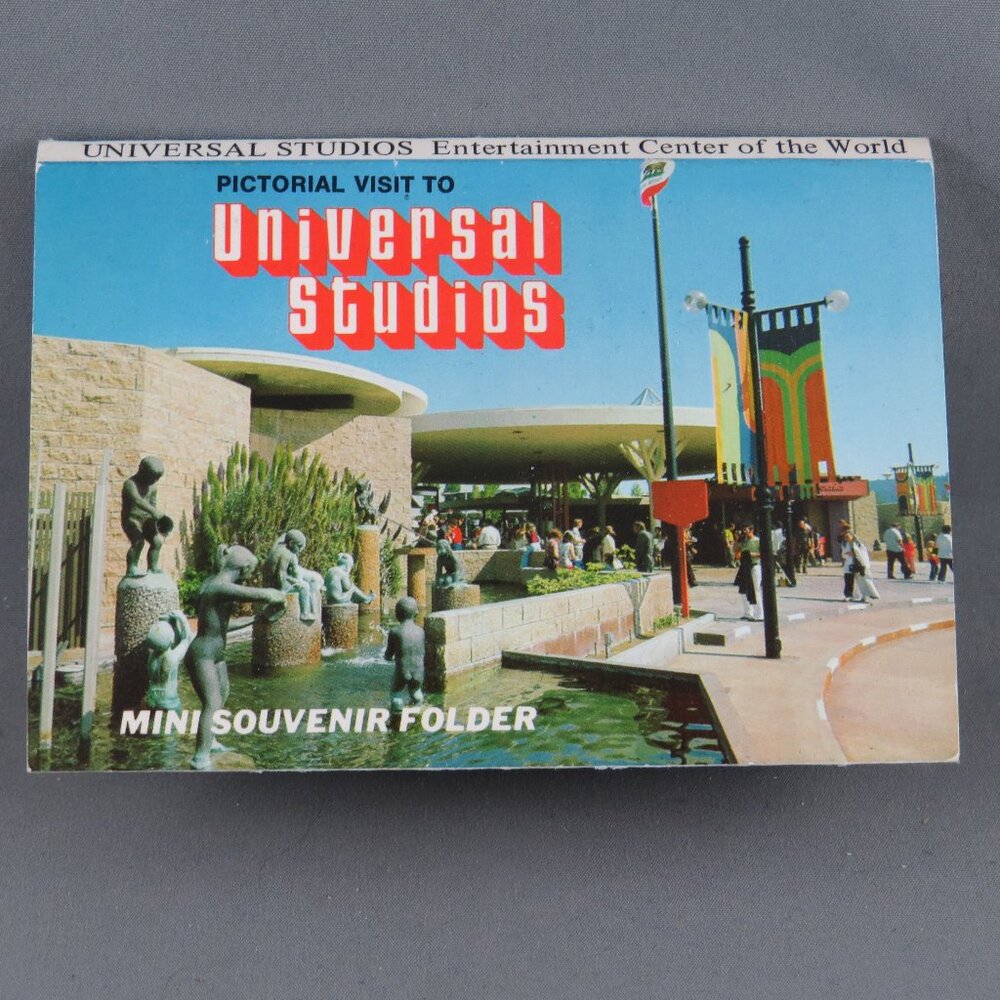 Vintage Mini Booklet - Universal Studios California 8 Pictures - Mini Folder